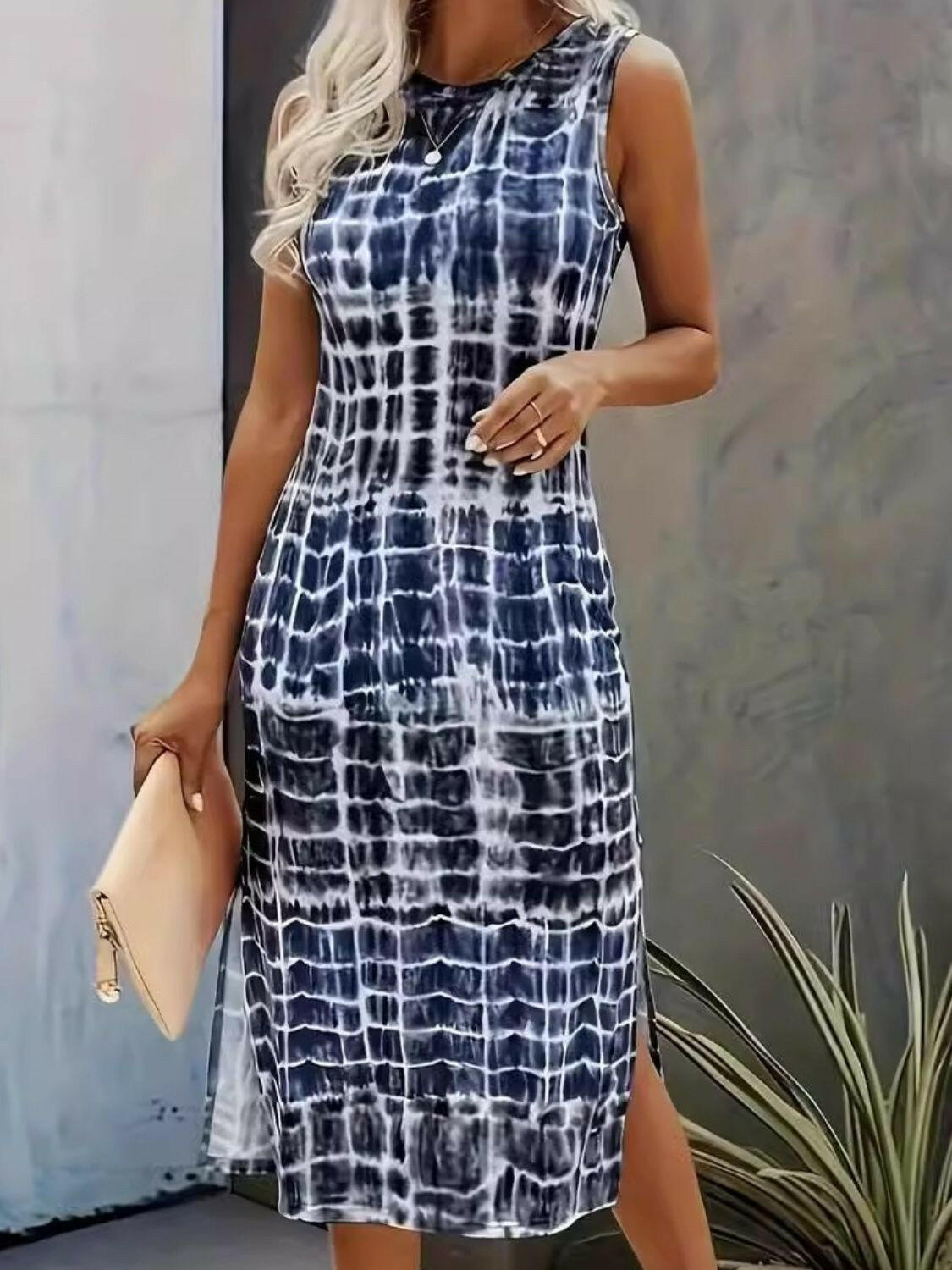 Slit Printed Round Neck Sleeveless Dress.