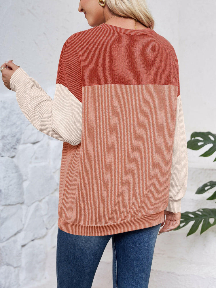 Lovelet Color Block Round Neck Long Sleeve Sweatshirt.