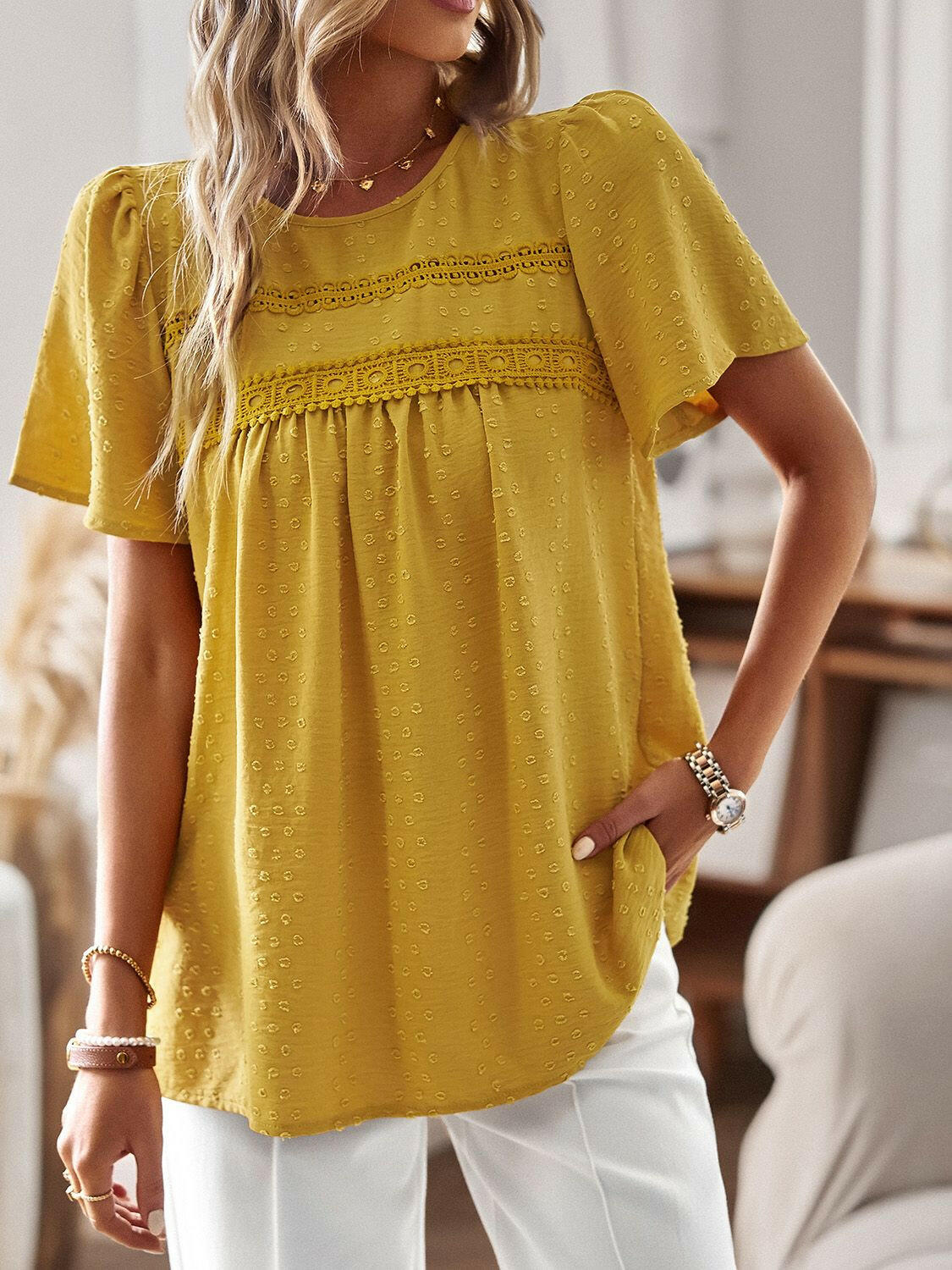 Lace Detail Round Neck Short Sleeve Blouse.