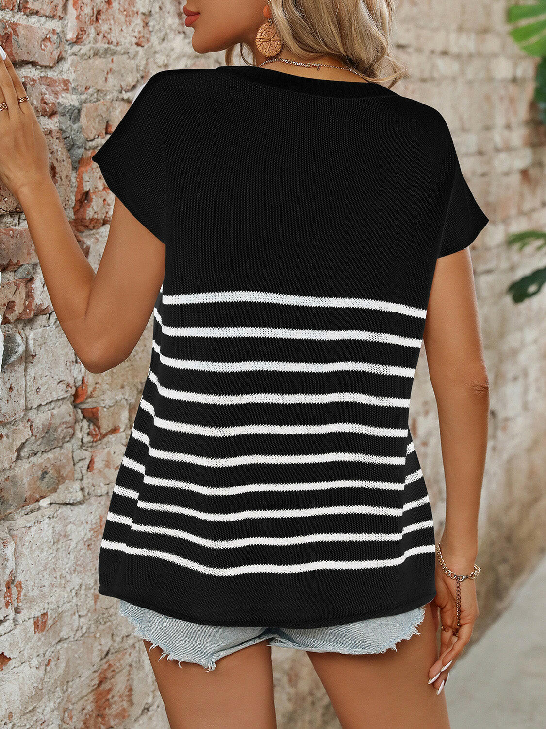 Mandy Striped Round Neck Short Sleeve Knit Top.