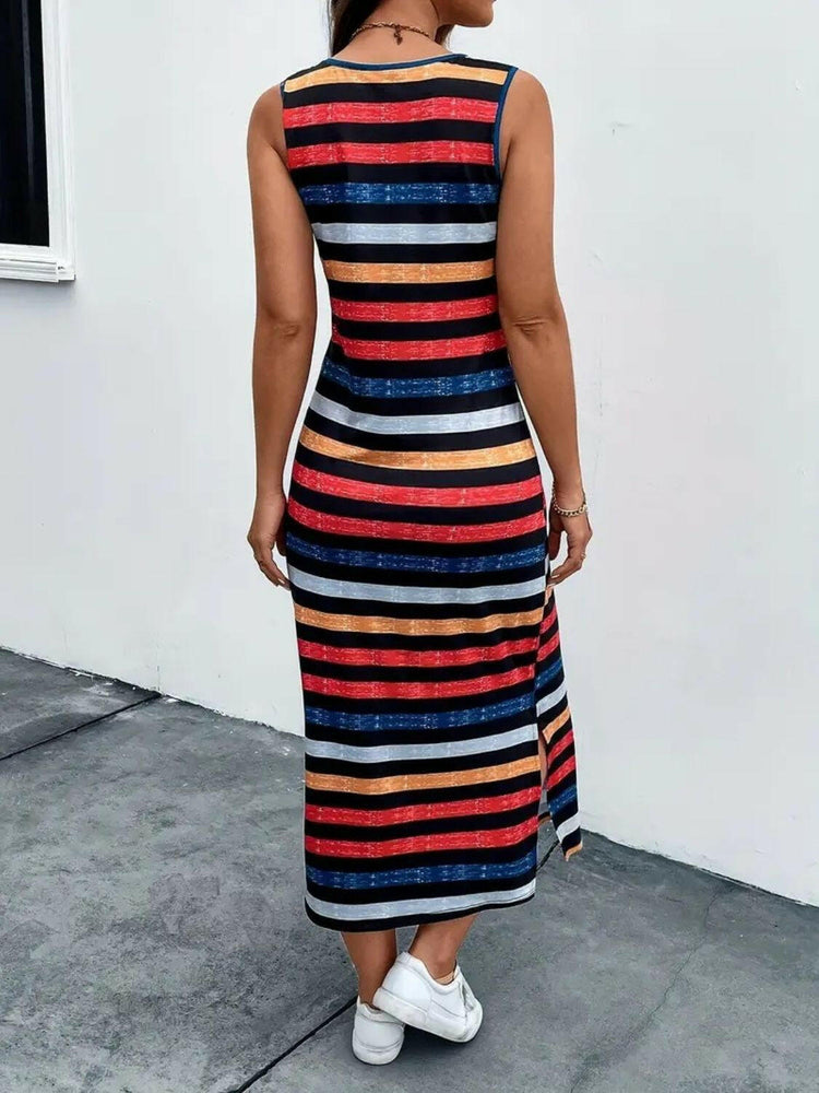 Slit Printed Round Neck Sleeveless Dress.