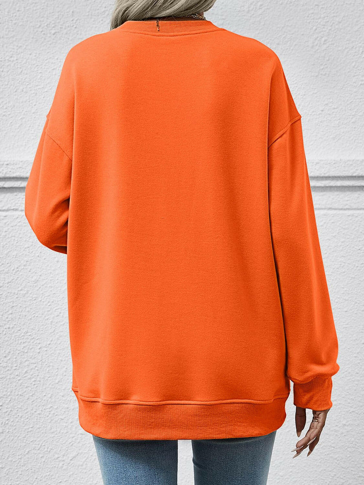 Round Neck Long Sleeve Sweatshirt.