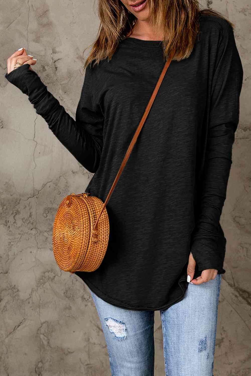 Thumbhole Long Sleeve Round Neck Top.