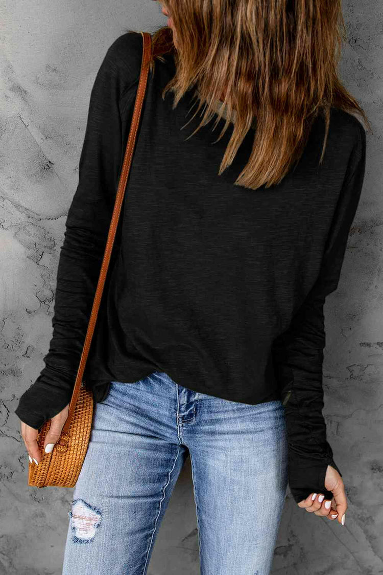 Thumbhole Long Sleeve Round Neck Top.